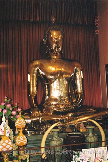 01 Thailand 2002 F1040017 Bangkok Goldener Budha_478